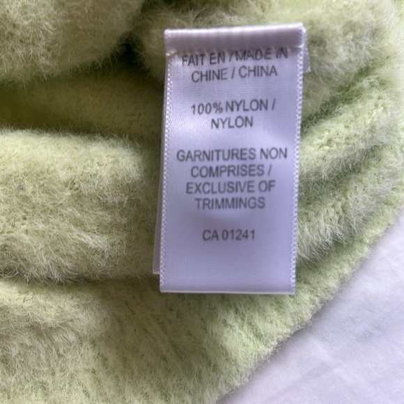 Twik Cropped top - Picture 4 of 4